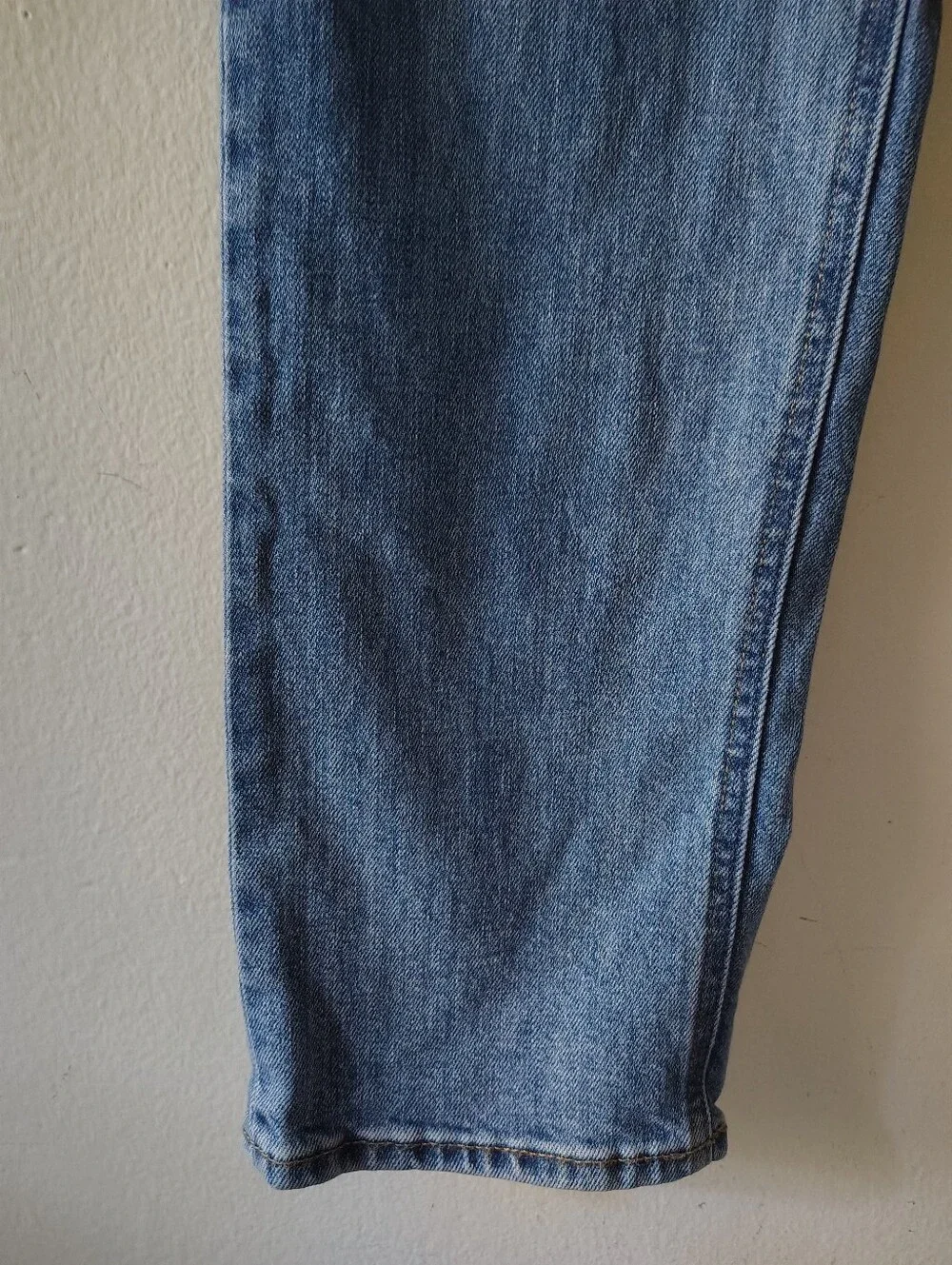 Aritzia Denim Forum 90s Hi-Rise Drainpipe Slim Jeans 28 Button Fly Straight